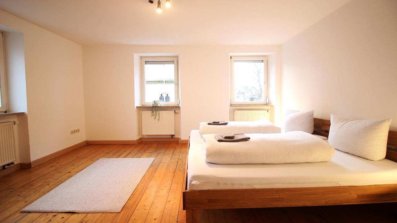Ferienwohnung Am Wasserschloss 1-3 Ochsenfurt Buitenkant foto