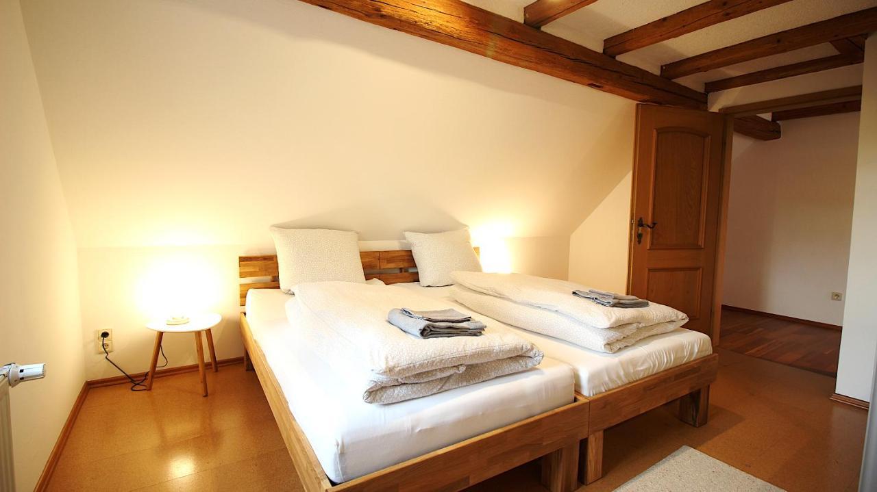 Ferienwohnung Am Wasserschloss 1-3 Ochsenfurt Buitenkant foto